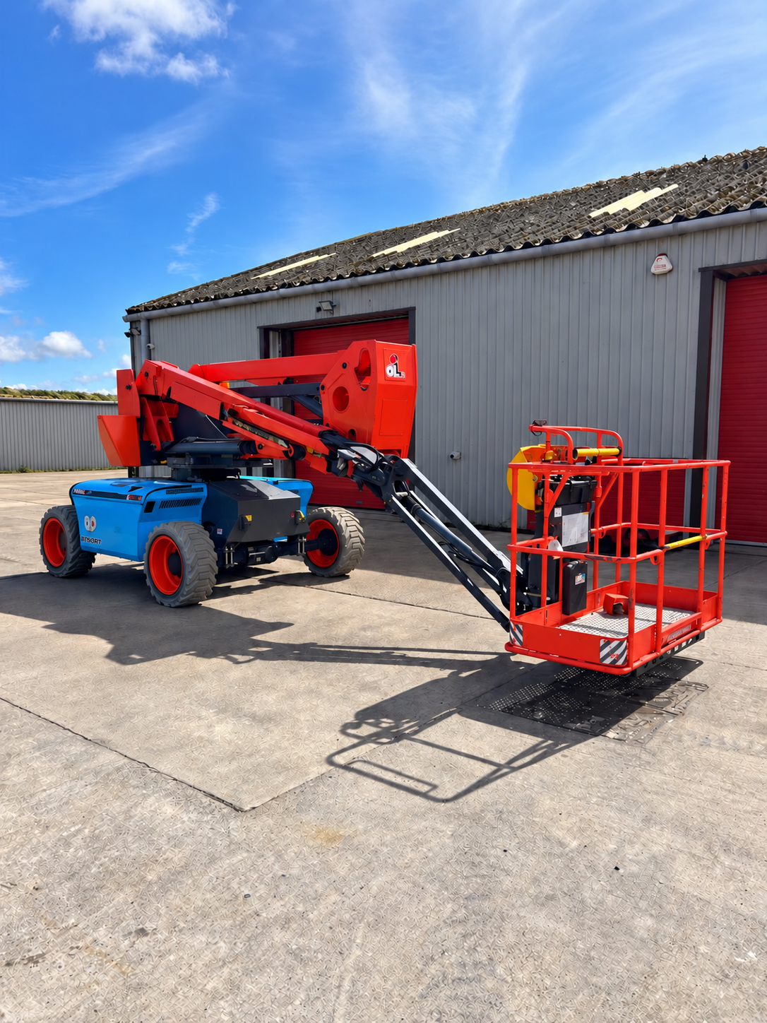 PRE-OWNED 2023 Dingli BA16 4x4 Self Propelled Hybrid Boom Lift - New In Stock - Image 2