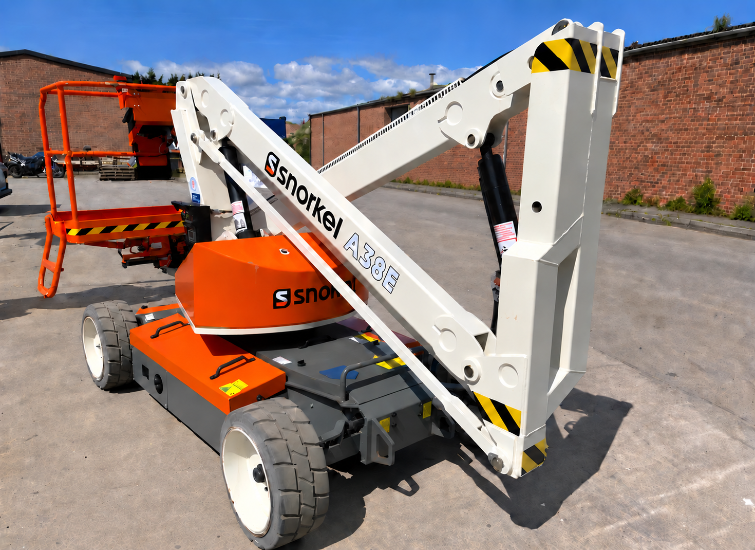 PRE-OWNED 2023 Snorkel A38 E - Compact Electric Self Propelled Boom Lift - New In Stock - Image 4